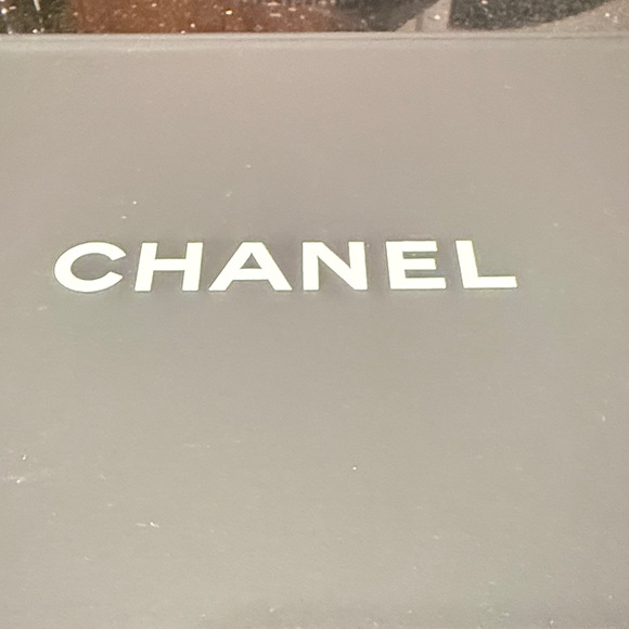 CHANEL Black Bag Storage Box - Picture 4 of 17